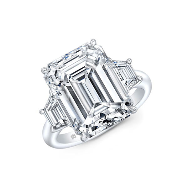 Platinum Emerald Cut  Diamond with Trapezoid Side Stones Engagement Ring